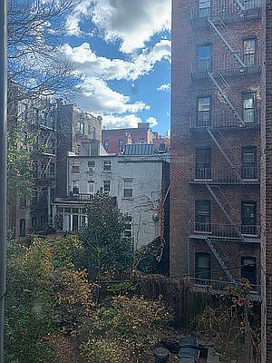 5th image of 76 Charles St APT 2F
