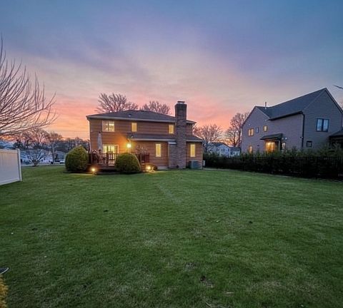 3rd image of 301 Denman Rd