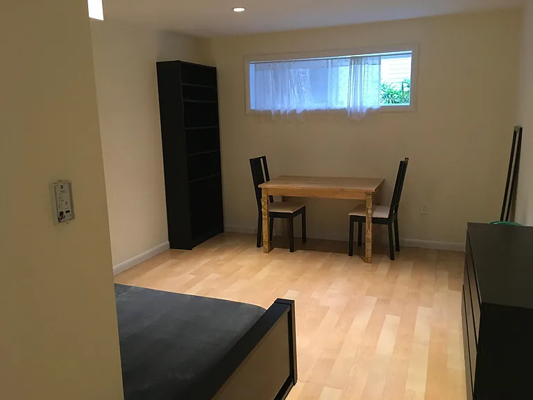 5305 Sherrill Ave #B — Photo 8