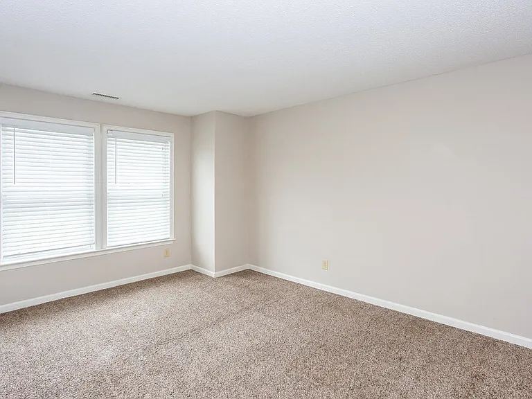 719 Capstone Ave — Photo 12