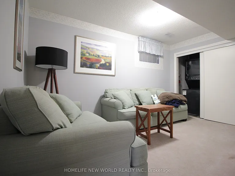 39 Marmill Way — Photo 3
