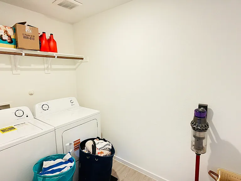 217 Adelina Dr — Photo 28