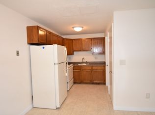 6 Skokorat St #SK-03, Seymour, CT 06483