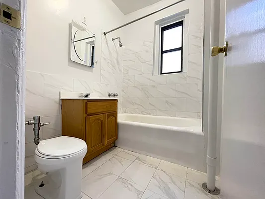 Rented by Premier One Realty LLC | media 9