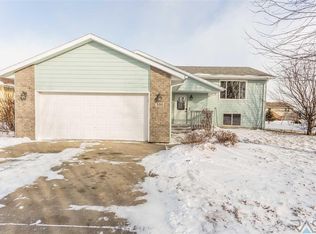 530 E Jesse Ct, Tea, SD 57064