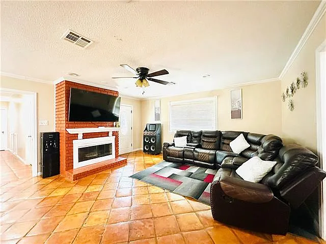 5250 Hearst St — Photo 7