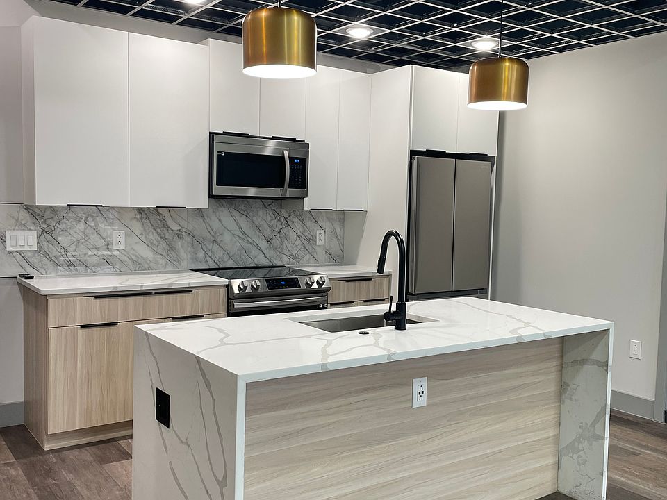 1st image of 1814 E Venango St #205