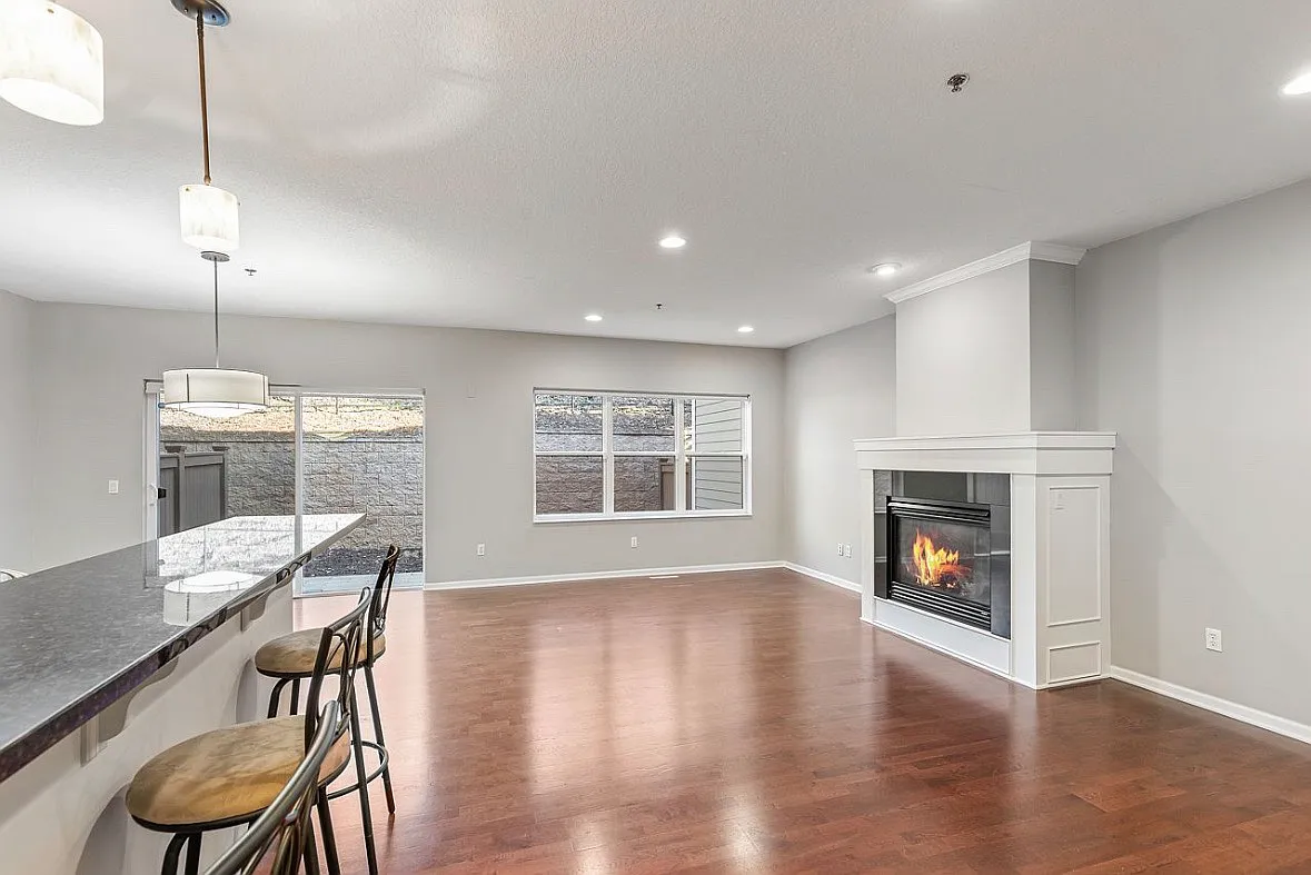 17830 Valley Cove Ct — Photo 4