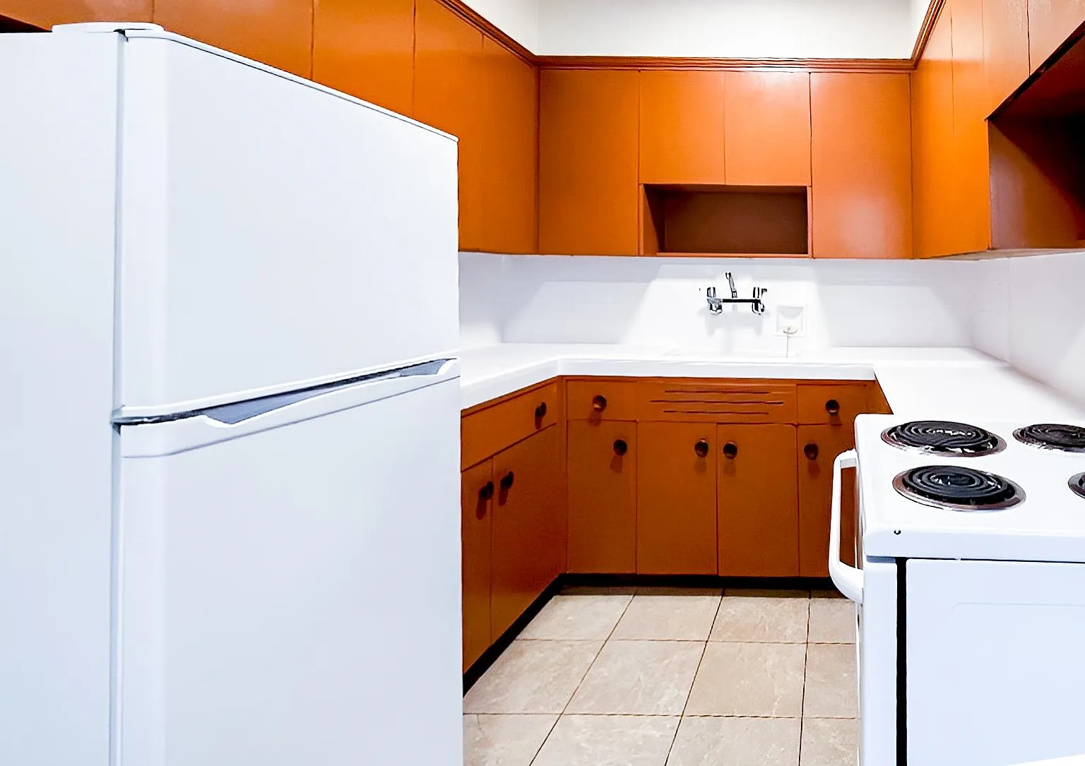 Studio, 370 sqft, $2,290 — Photo 4
