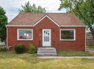 88 Kendale Rd, Cheektowaga, NY 14215