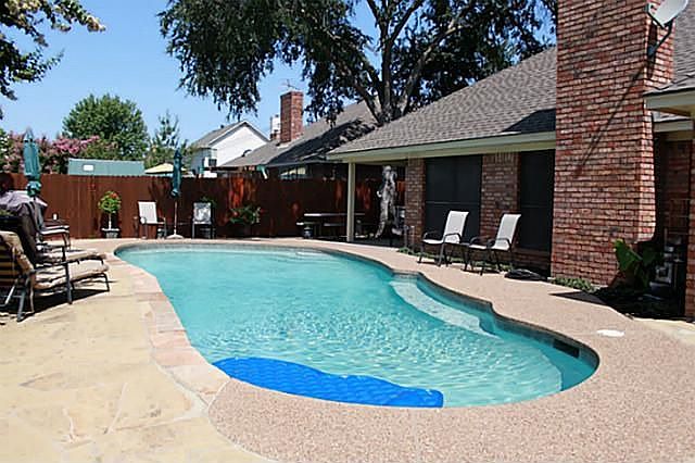 1st image of 7612 Doris Ct