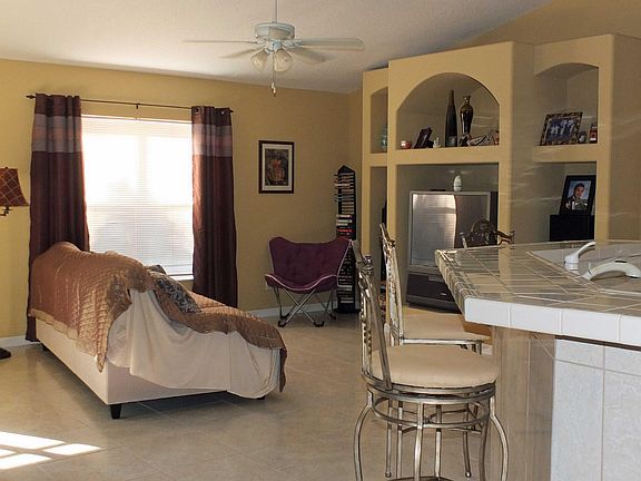 5th image of 2566 SW Hinchman Street