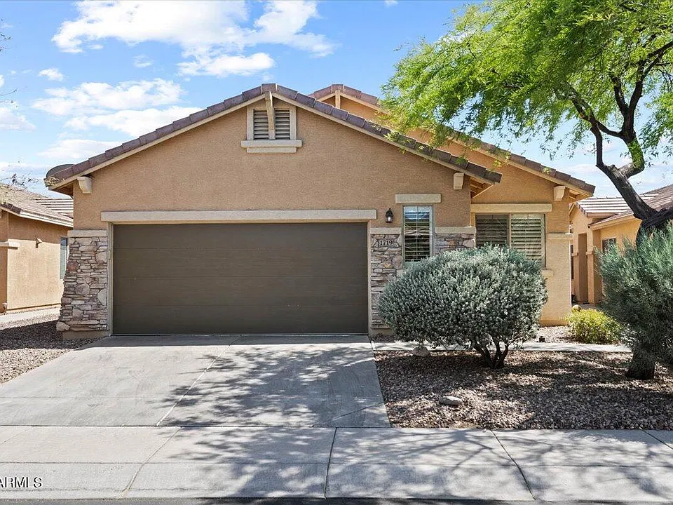 1719 W Owens Way