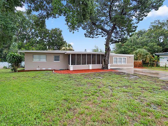 3rd image of 2160 Anna Dr