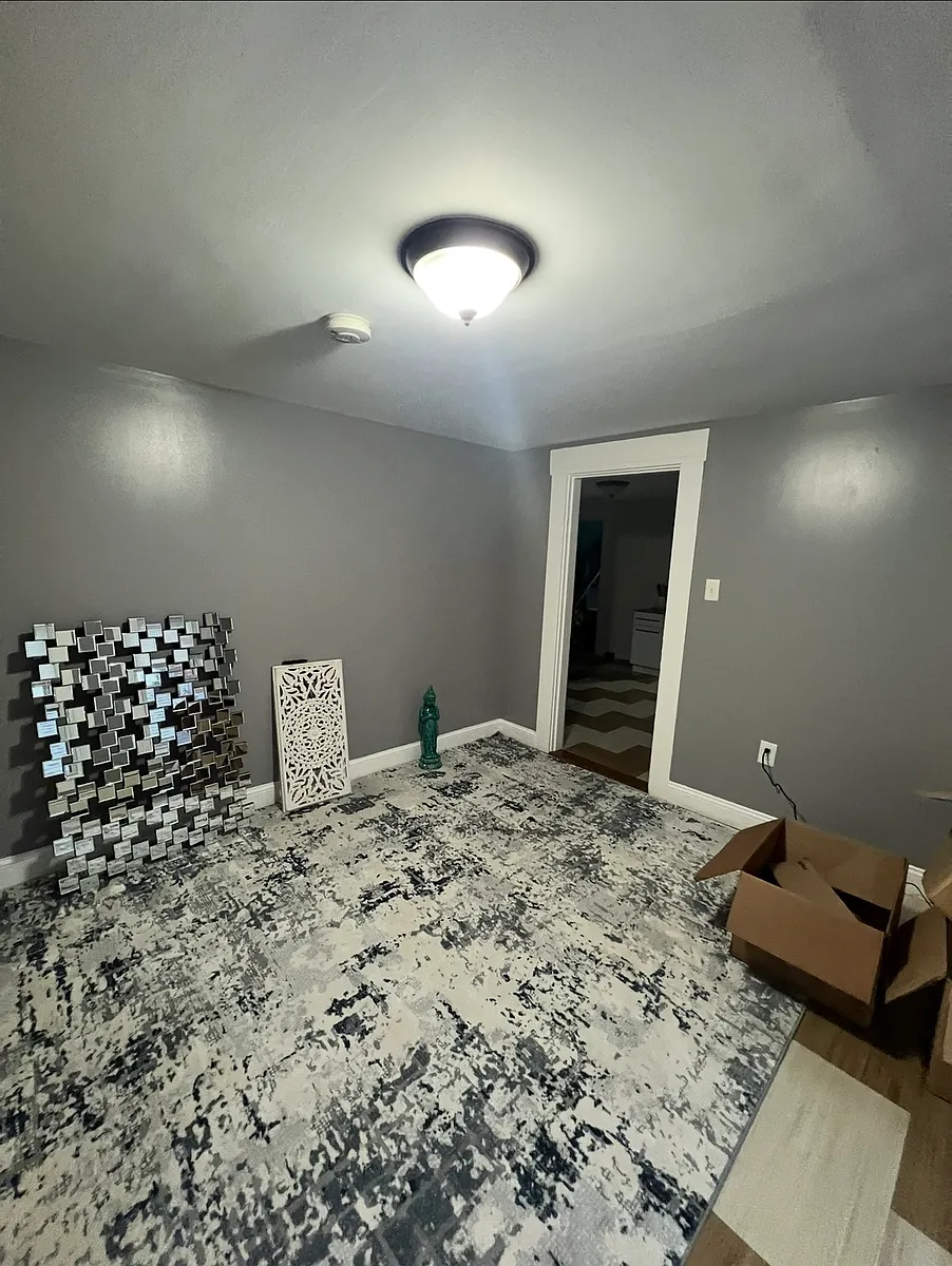 Building Photo - 346 Spruce St #3