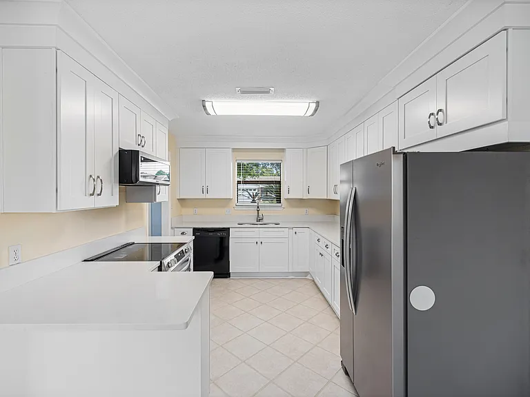 349 Primrose Cir — Photo 13