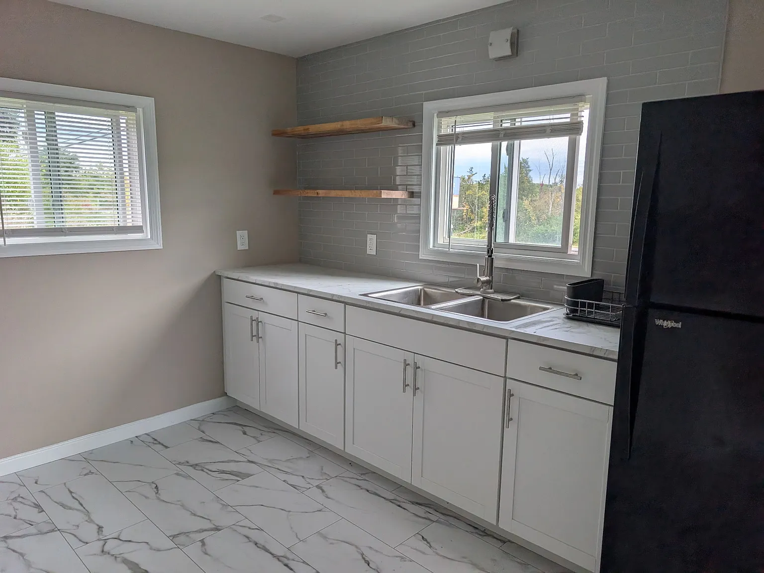 2 bed, $2,000 — Photo 3