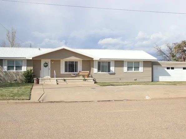 2202 Avenue H, Petersburg, TX 79250