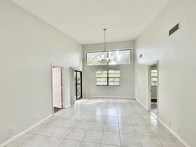 1917 NW 94th Ave #204A — Photo 11