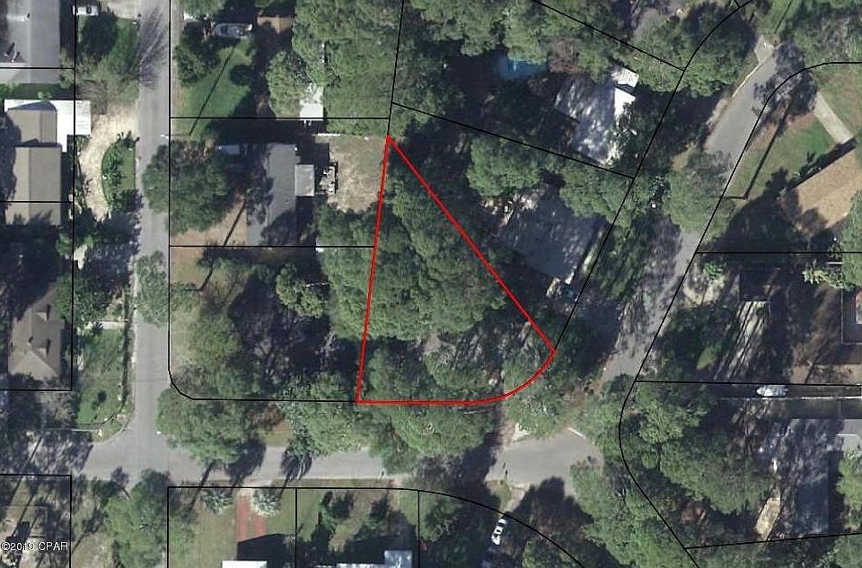 1st image of 803 E 2nd St