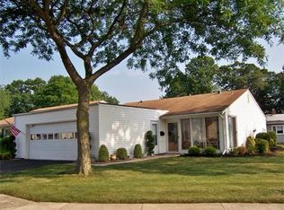 4B Aspen Plz, Monroe, NJ 08831