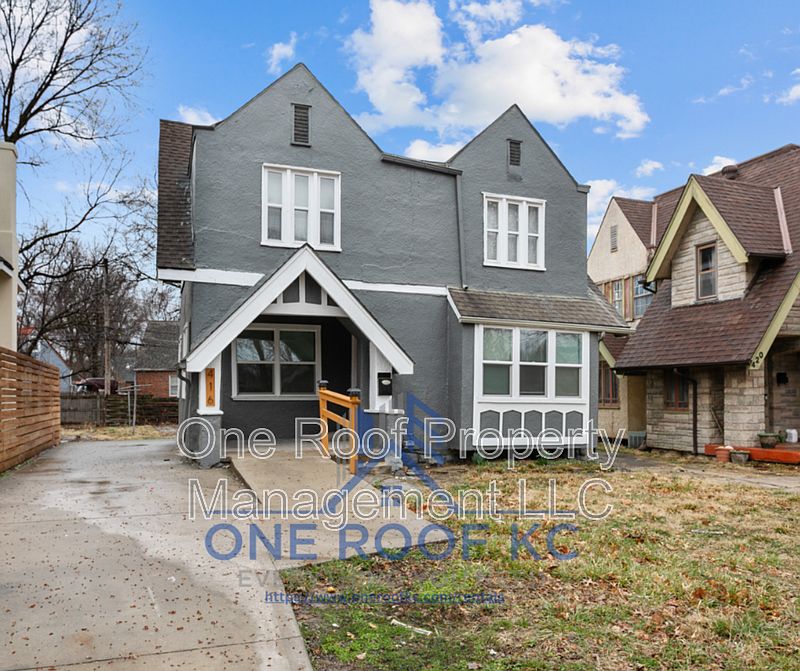 1st image of 416 N Elmwood Ave