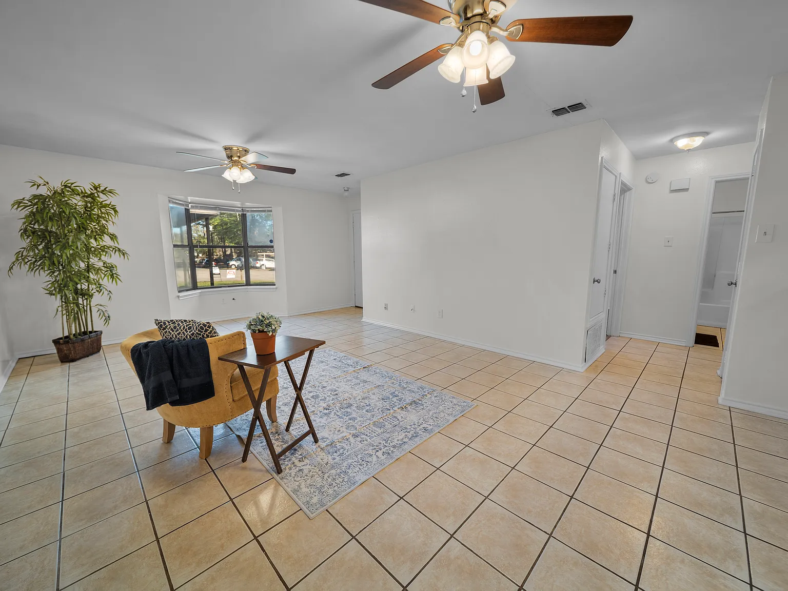 2 bed, $1,195 — Photo 2