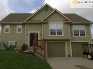 7810 NE 108th Ter, Kansas City, MO 64157