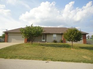 217 Meadow View Rd, Mount Vernon, MO 65712