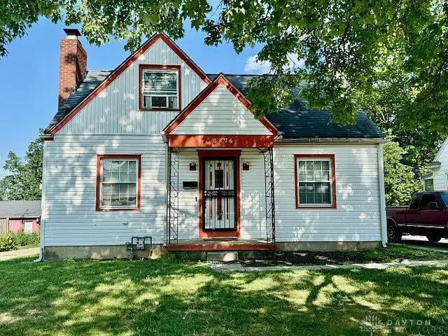 2376 Mayfair Rd photo 1