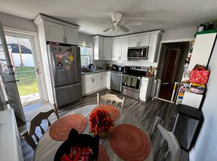 815 Ruth St, Bridgeport, CT 06606