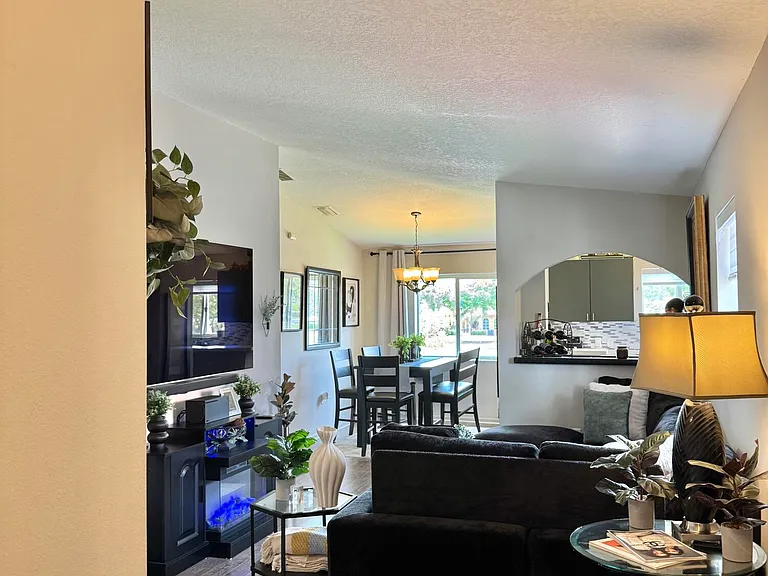 3478 Briar Bay Blvd #206 — Photo 2