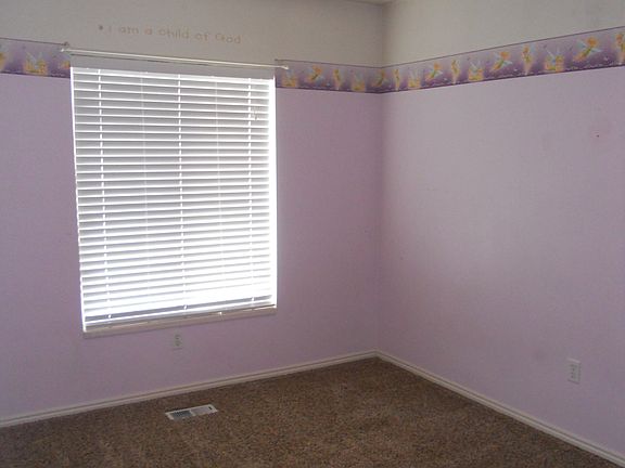5th image of 706 N Murdock Dr