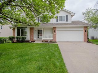 2183 NW 141st St, Clive, IA 50325
