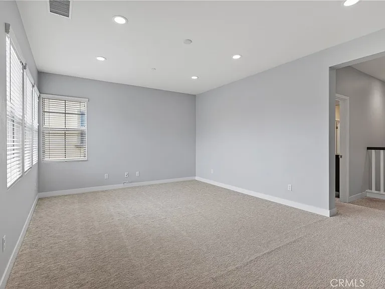 755 E Orange Blossom Way — Photo 43