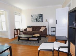 803 Simpson St #1, Evanston, IL 60201
