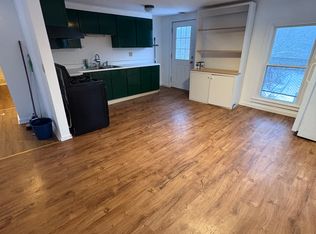 1394 Longpoint Rd #C, North Ferrisburgh, VT 05473