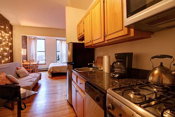 Rented by Guidance Realty Corp. | media 2