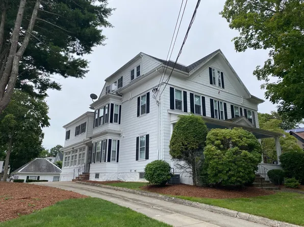276 W Elm St APT 1B, Brockton, MA 02301