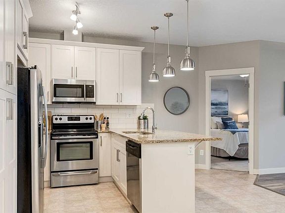 3rd image of 522 E Cranford Dr SE #3109