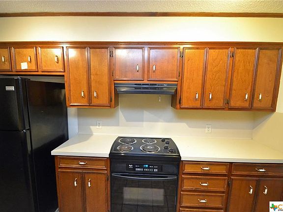 2nd image of 103 Stonewood Pl