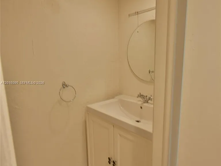 6884 N Kendall Dr #C401 — Photo 17