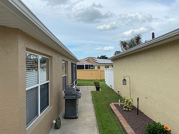 4th image of 2733 Alandari Ln