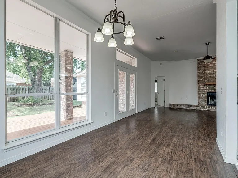 1812 Pebble Creek Blvd — Photo 30