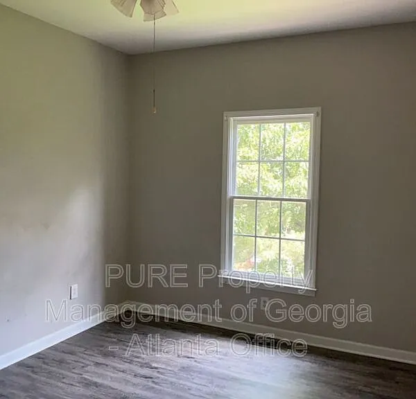 27 N Hampton Dr — Photo 21