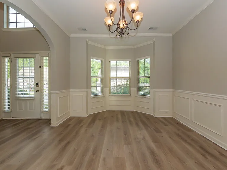 215 Madison Grace Ave — Photo 8