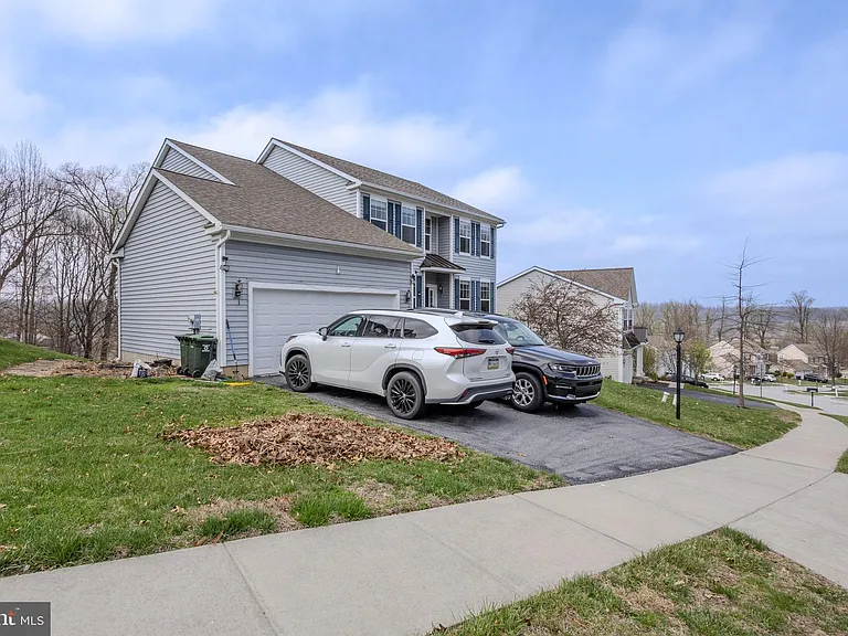 3365 Alydar Rd — Photo 58