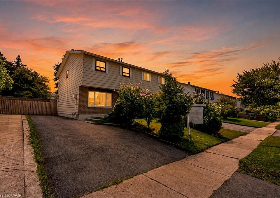 1st image of 24 Bramhall Cir