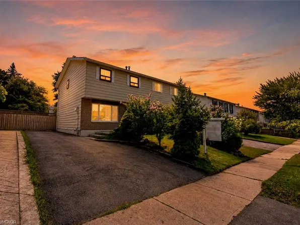 24 Bramhall Cir, Brampton, ON L6V 2G4