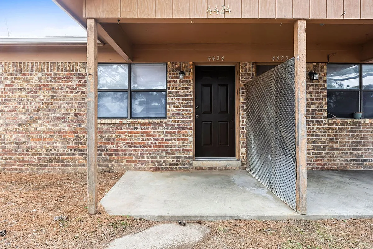 Building Photo - 4424 W Acoma St